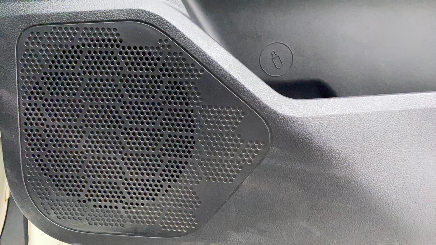2019 Tata Harrier XZ 2.0L, Diesel, Manual, 91,379 km, Speaker