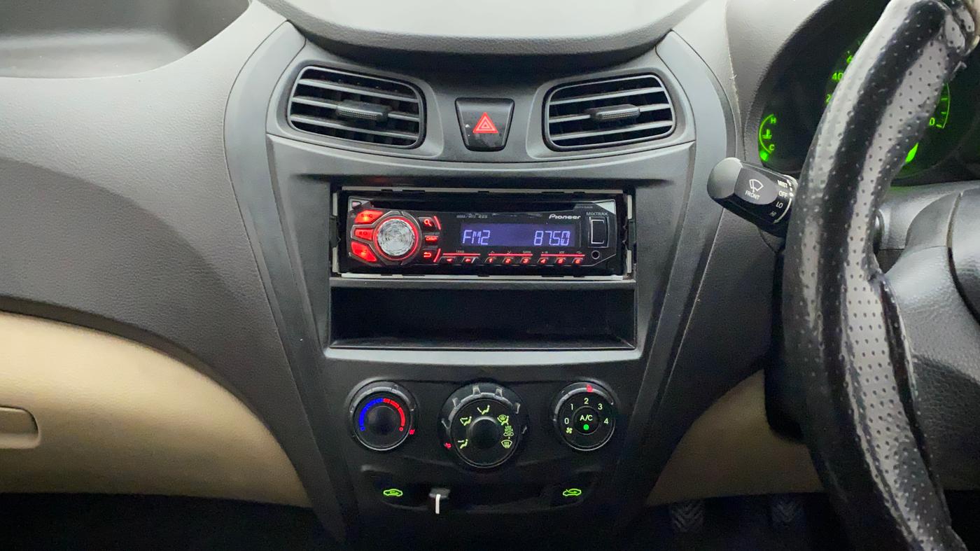 2014 Hyundai Eon D-LITE+, Petrol, Manual, 53,616 km, Air Conditioner