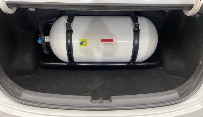 2023 Hyundai AURA SX 1.2 CNG, CNG, Manual, 11,056 km, Boot Inside