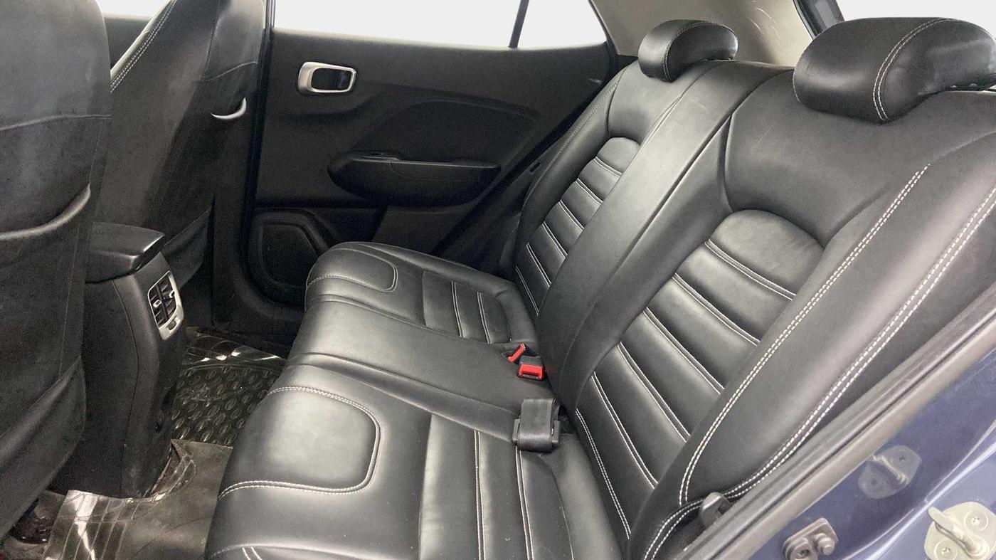 2019 Hyundai VENUE SX PLUS 1.0 TURBO DCT, Petrol, Automatic, 38,687 km, Right Side Rear Door Cabin