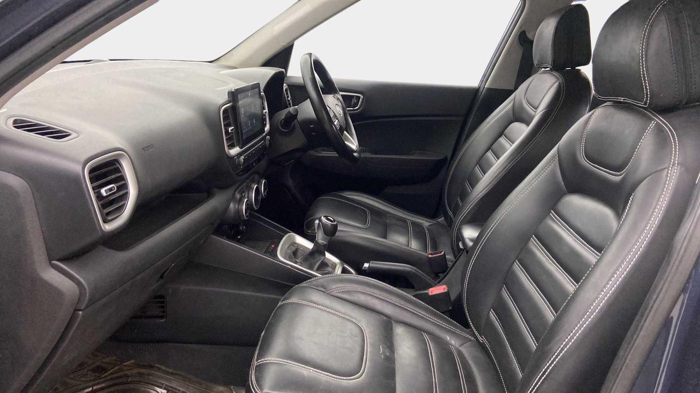 2019 Hyundai VENUE SX PLUS 1.0 TURBO DCT, Petrol, Automatic, 38,687 km, Right Side Front Door Cabin
