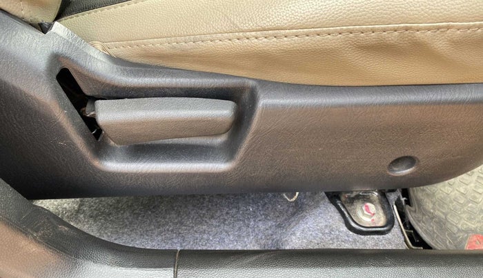 2021 Maruti Alto LXI, Petrol, Manual, 9,507 km, Driver Side Adjustment Panel