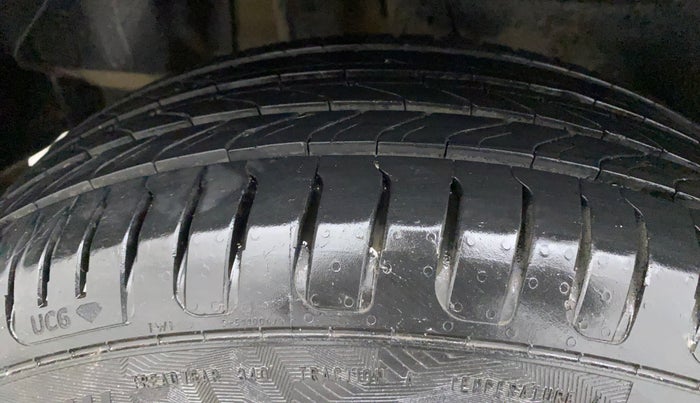 2020 Maruti Dzire LXI, Petrol, Manual, 72,822 km, Right Rear Tyre Tread