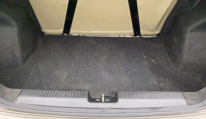 2020 Maruti Dzire LXI, Petrol, Manual, 72,822 km, Boot Inside