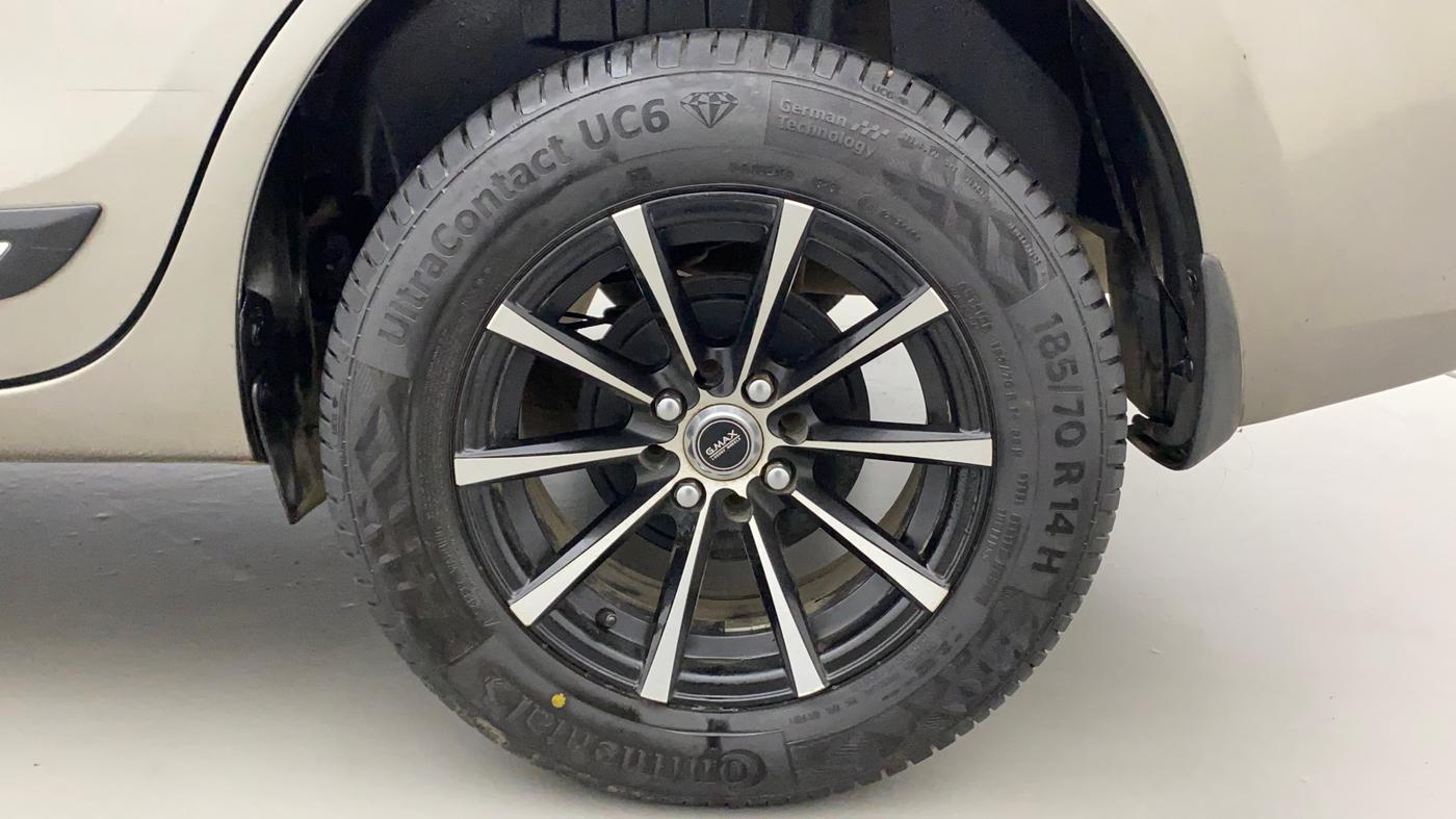 2020 Maruti Dzire LXI, Petrol, Manual, 72,822 km, Left Rear Wheel