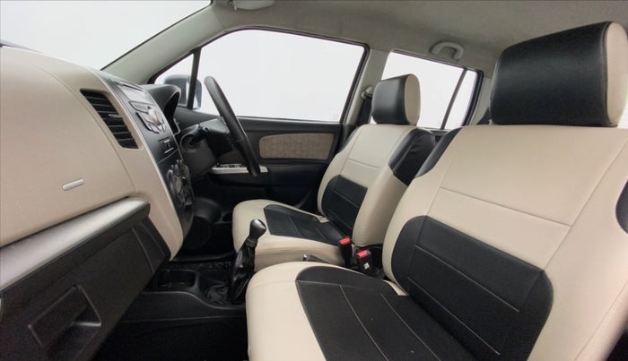 2016 Maruti Wagon R 1.0 VXI, Petrol, Manual, 41,921 km, Right Side Front Door Cabin