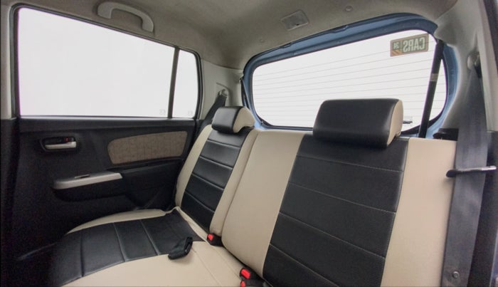2016 Maruti Wagon R 1.0 VXI, Petrol, Manual, 41,921 km, Right Side Rear Door Cabin