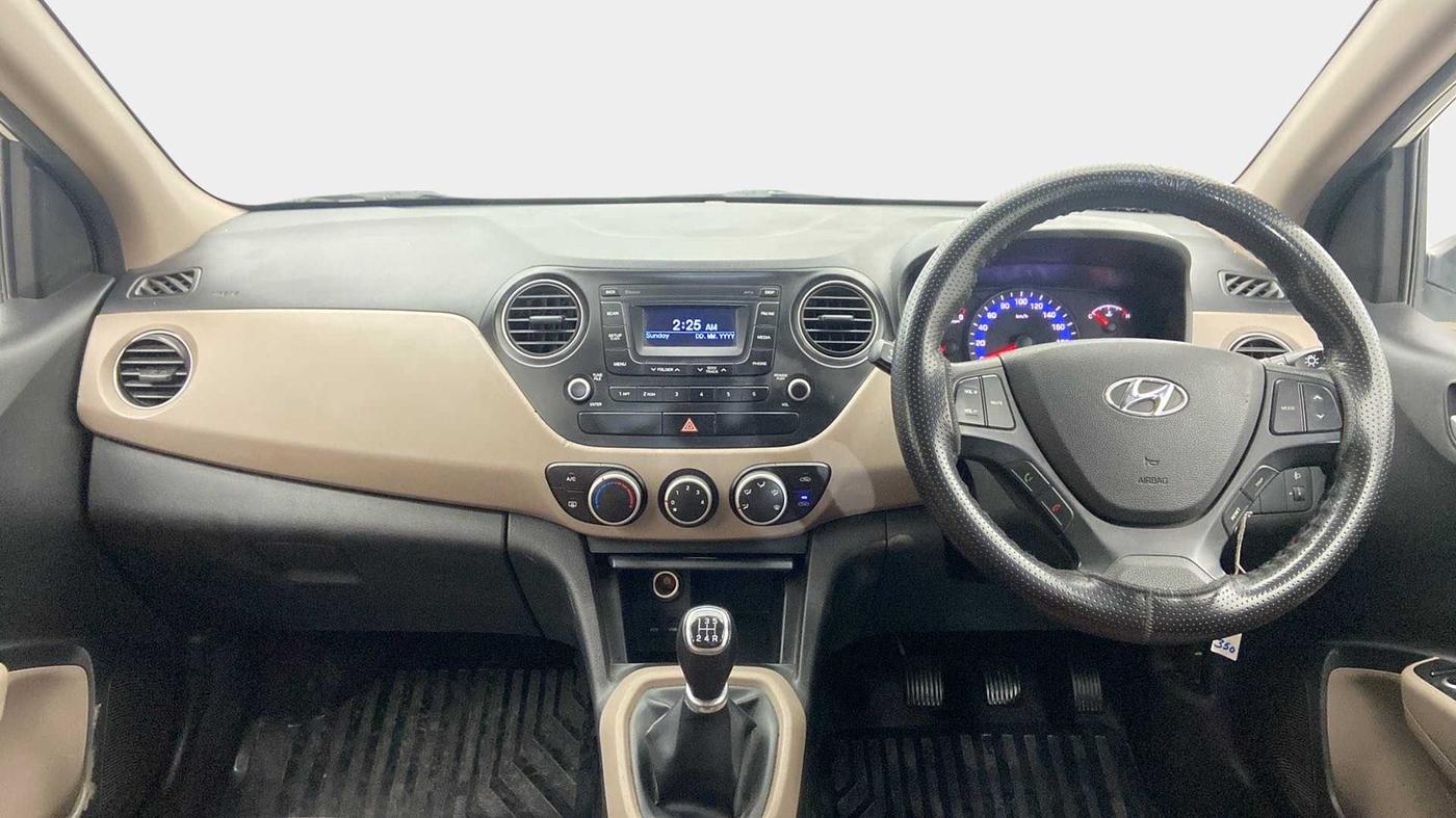 2016 Hyundai Xcent SX 1.2, Petrol, Manual, 48,199 km, Dashboard