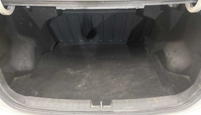 2016 Hyundai Xcent SX 1.2, Petrol, Manual, 48,199 km, Boot Inside