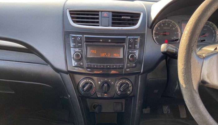 2015 Maruti Swift VXI, Petrol, Manual, 1,01,563 km, Air Conditioner