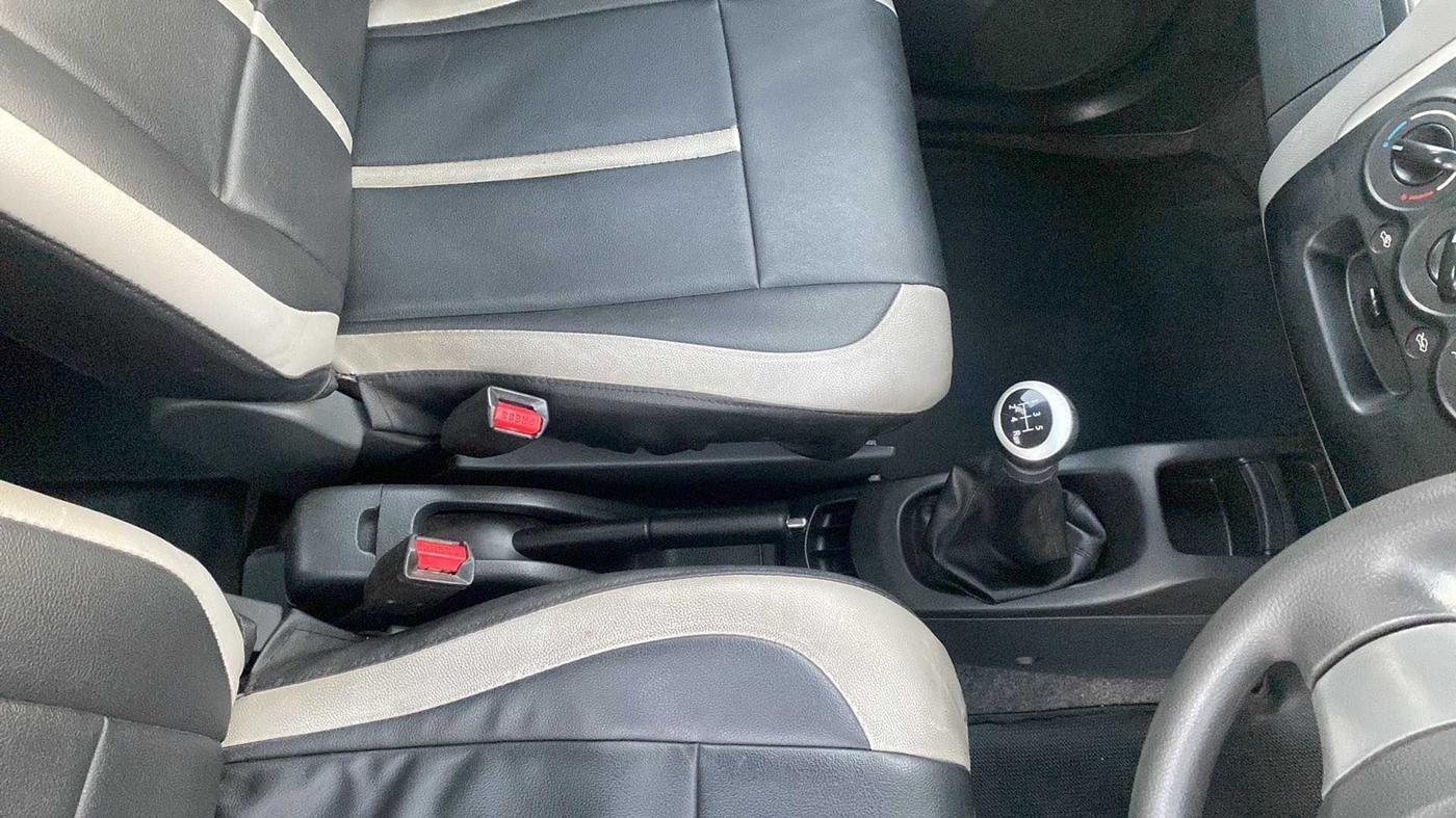 2012 Maruti Wagon R 1.0 VXI, Petrol, Manual, 21,302 km, Gear Lever