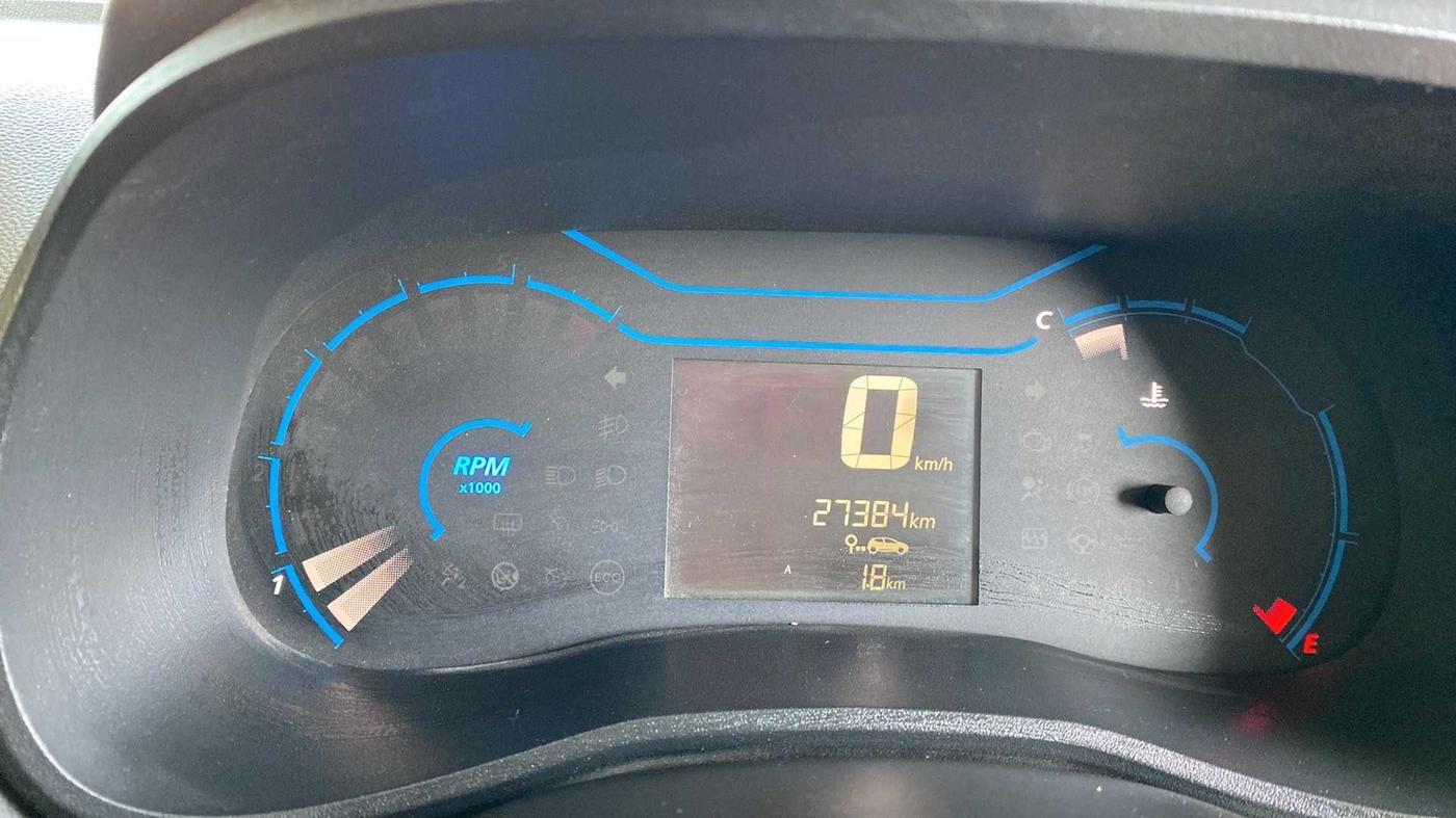 2020 Renault Kwid CLIMBER 1.0 (O), Petrol, Manual, 27,382 km, Odometer Image
