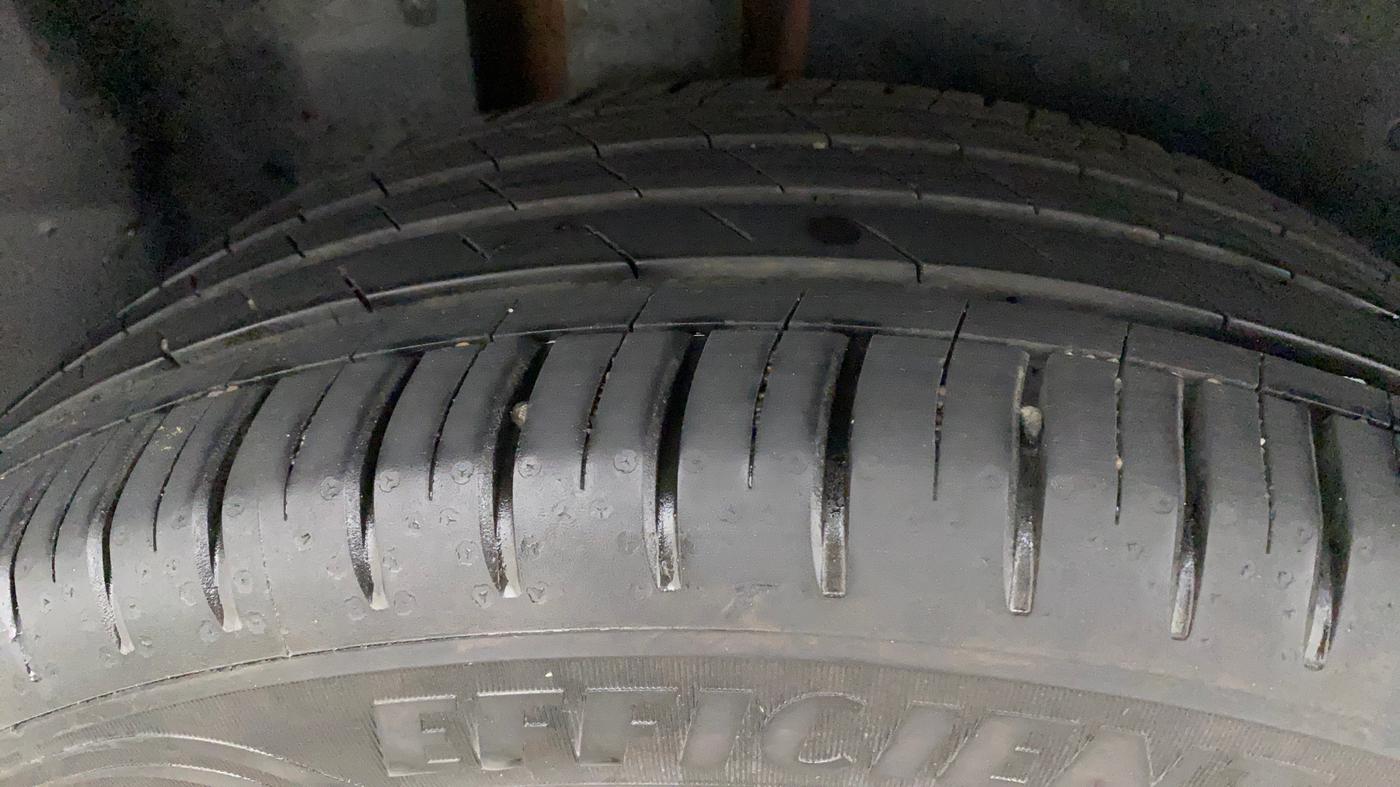 2022 MG HECTOR SHARP 1.5 PETROL CVT, Petrol, Automatic, 12,527 km, Right Rear Tyre Tread