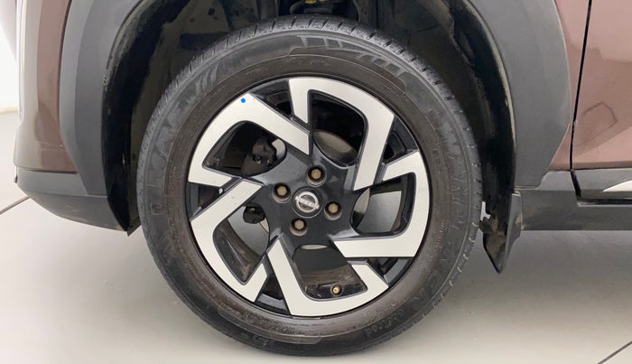 2021 Nissan MAGNITE XV MT, Petrol, Manual, 19,633 km, Left Front Wheel