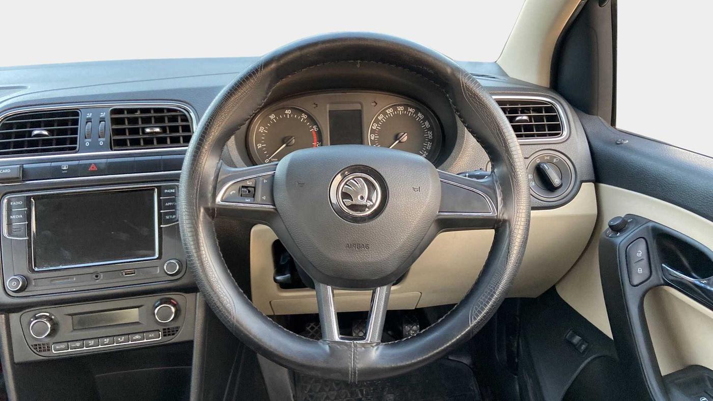 2020 Skoda Rapid AMBITION TSI, Petrol, Manual, 30,944 km, Steering Wheel Close Up