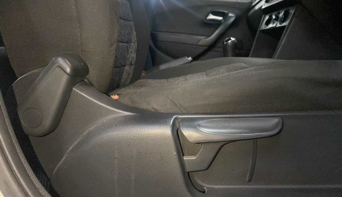 2018 Volkswagen Ameo COMFORTLINE 1.0L, Petrol, Manual, 37,749 km, Driver Side Adjustment Panel