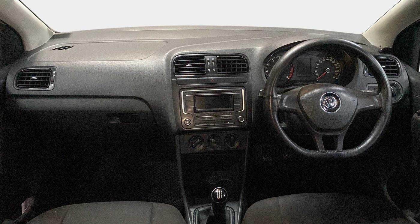 2018 Volkswagen Ameo COMFORTLINE 1.0L, Petrol, Manual, 37,749 km, Dashboard