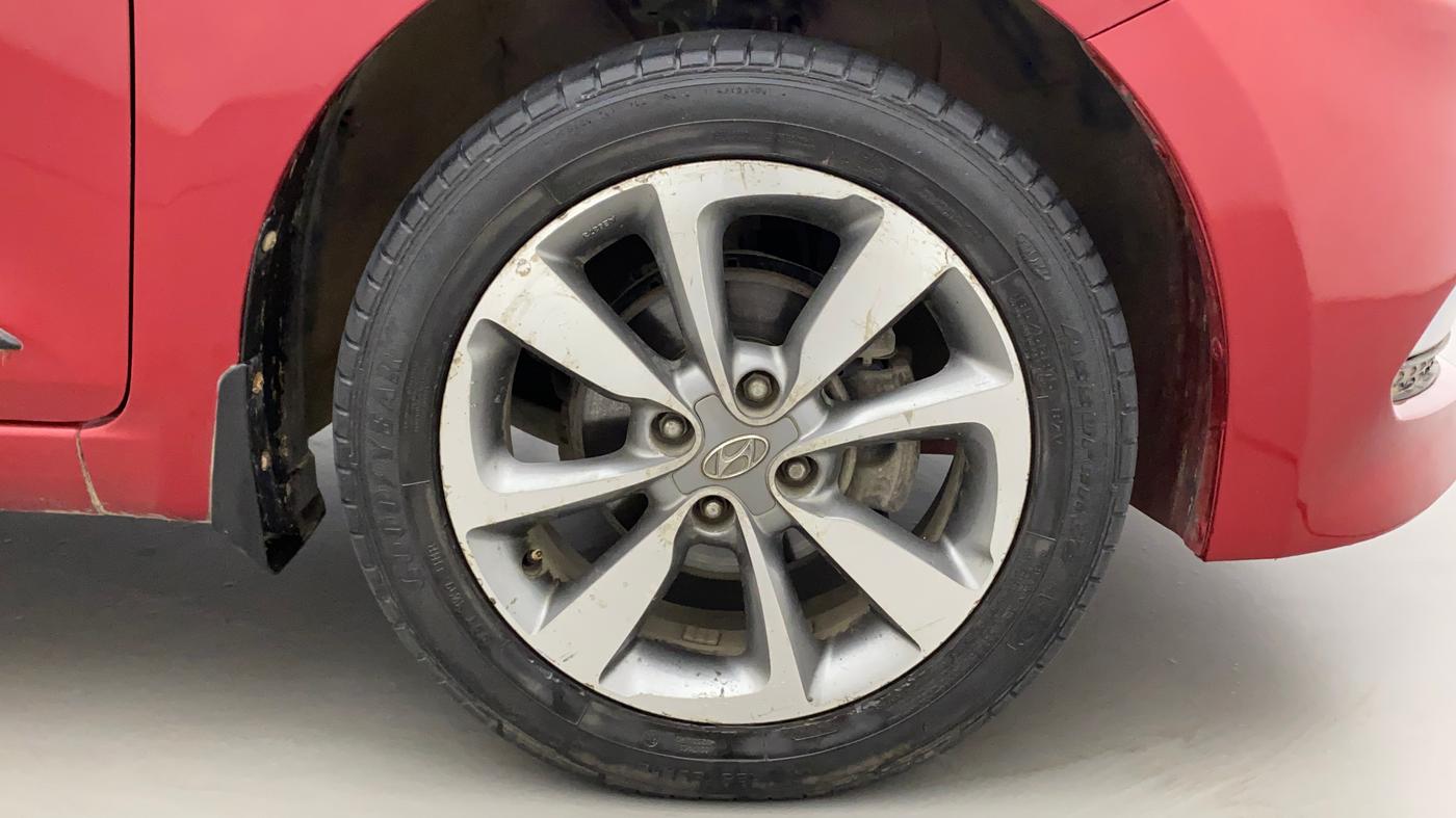 2015 Hyundai Elite i20 ASTA 1.4 CRDI, Diesel, Manual, 50,647 km, Right Front Wheel