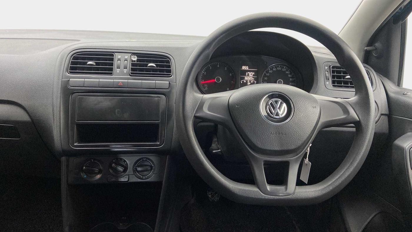 2018 Volkswagen Ameo TRENDLINE 1.0L, Petrol, Manual, 67,051 km, Steering Wheel Close Up