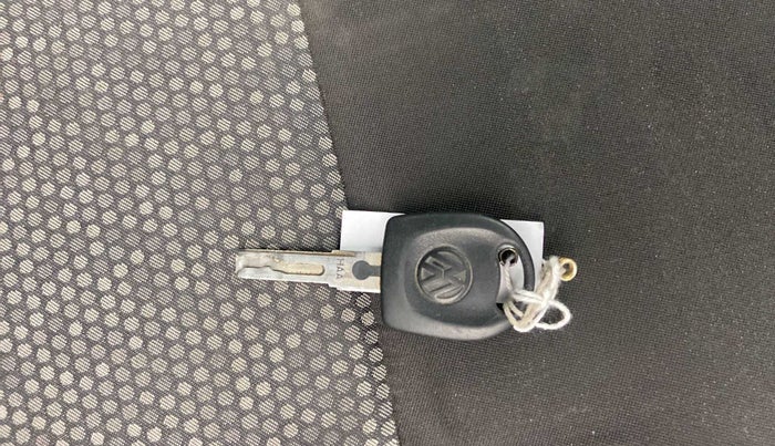 2018 Volkswagen Ameo TRENDLINE 1.0L, Petrol, Manual, 67,051 km, Key Close Up