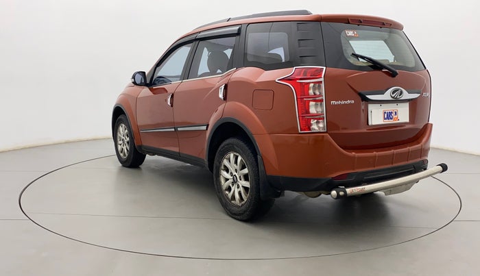 2015 Mahindra XUV500 W10, Diesel, Manual, 1,08,057 km, Left Back Diagonal