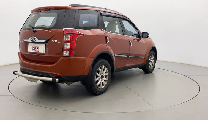 2015 Mahindra XUV500 W10, Diesel, Manual, 1,08,057 km, Right Back Diagonal