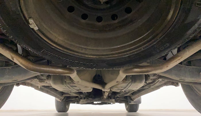 2015 Mahindra XUV500 W10, Diesel, Manual, 1,08,057 km, Rear Underbody