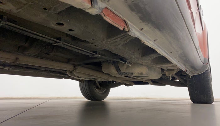 2015 Mahindra XUV500 W10, Diesel, Manual, 1,08,057 km, Right Side Underbody