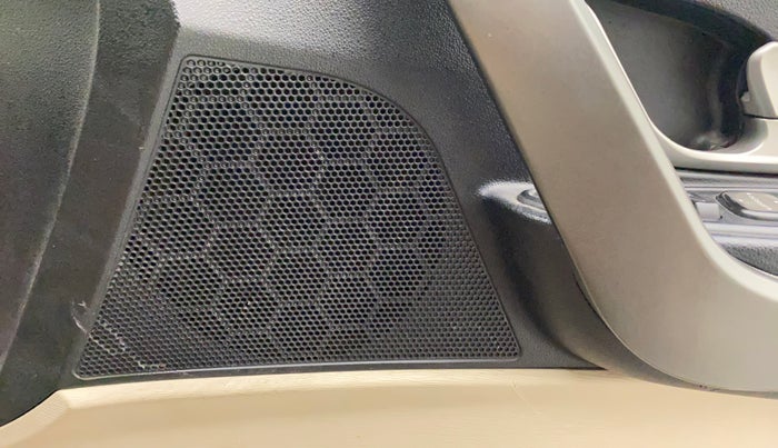 2015 Mahindra XUV500 W10, Diesel, Manual, 1,08,057 km, Speaker