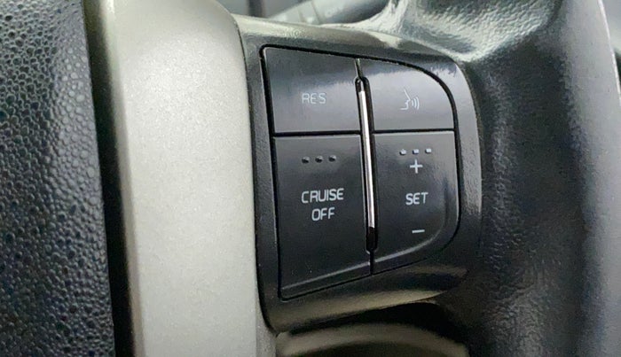 2015 Mahindra XUV500 W10, Diesel, Manual, 1,08,057 km, Adaptive Cruise Control