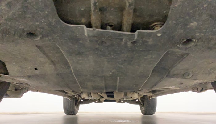 2015 Mahindra XUV500 W10, Diesel, Manual, 1,08,057 km, Front Underbody