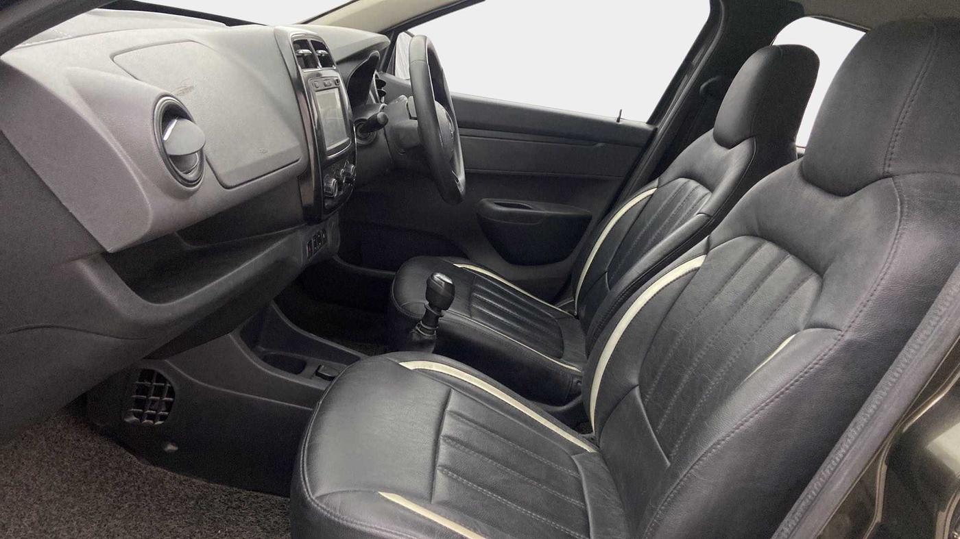 2016 Renault Kwid RXT 1.0 (O), Petrol, Manual, 53,885 km, Right Side Front Door Cabin