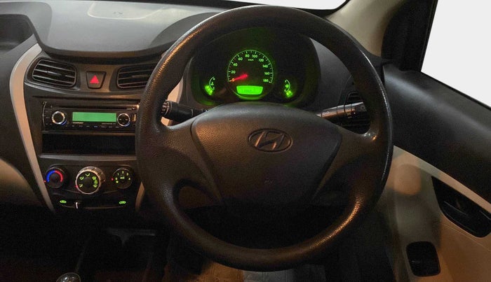 2016 Hyundai Eon ERA +, Petrol, Manual, 72,052 km, Steering Wheel Close Up