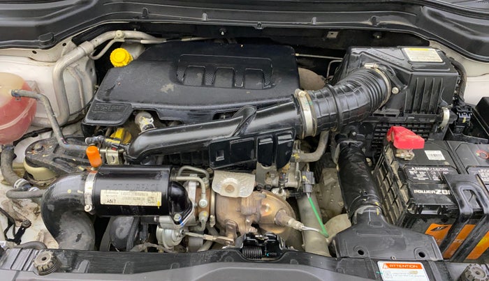 2021 Mahindra XUV300 W8 (O) 1.2 PETROL AMT, Petrol, Automatic, 46,170 km, Engine View