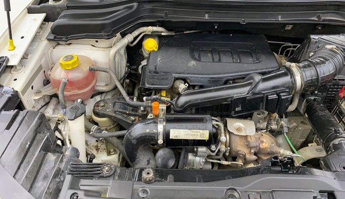 2021 Mahindra XUV300 W8 (O) 1.2 PETROL AMT, Petrol, Automatic, 46,170 km, Engine View - Right