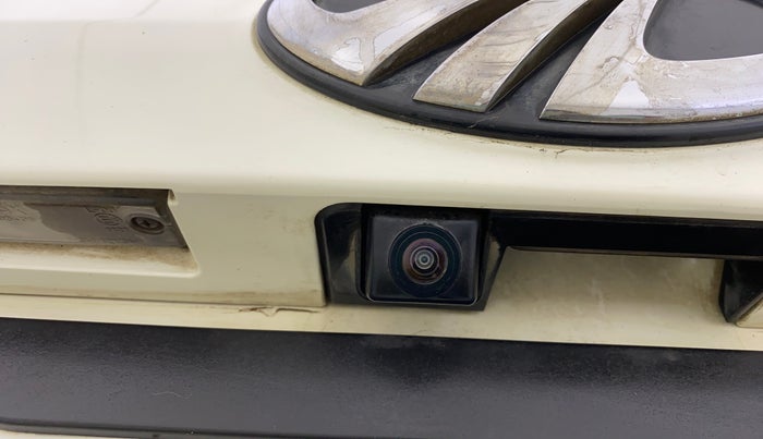 2021 Mahindra XUV300 W8 (O) 1.2 PETROL AMT, Petrol, Automatic, 46,170 km, Parking Camera