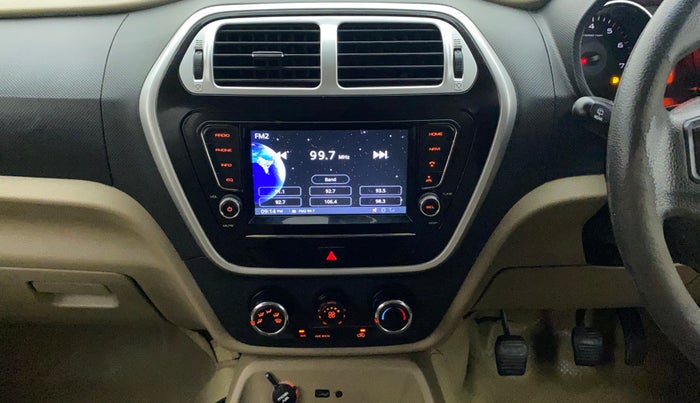2018 Mahindra TUV 300 PLUS P8, Diesel, Manual, 1,09,111 km, Air Conditioner