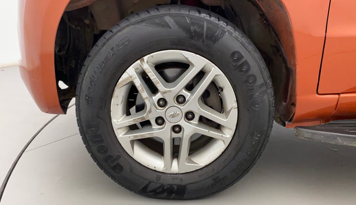 2018 Mahindra TUV 300 PLUS P8, Diesel, Manual, 1,09,111 km, Left Front Wheel