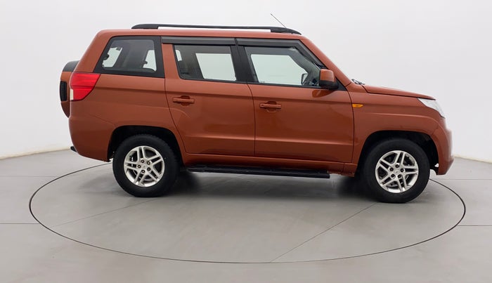 2018 Mahindra TUV 300 PLUS P8, Diesel, Manual, 1,09,111 km, Right Side View