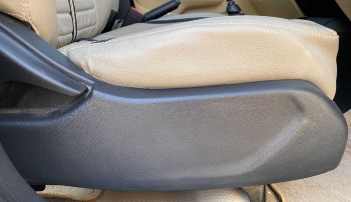 2019 Honda Amaze 1.2L I-VTEC E, Petrol, Manual, 18,925 km, Driver Side Adjustment Panel