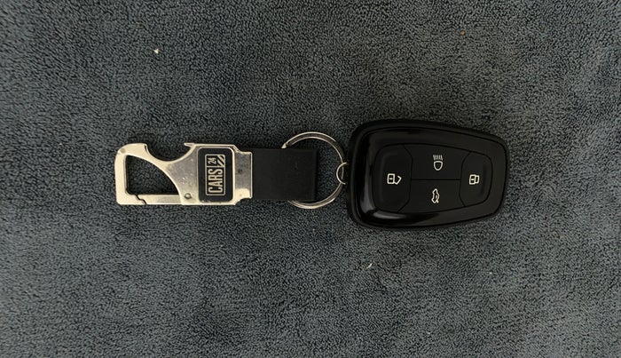 2022 Tata TIAGO NRG XZ MT, Petrol, Manual, 16,080 km, Key Close Up