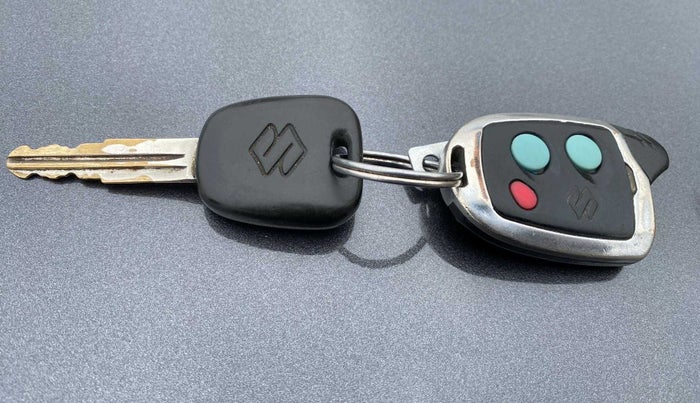 2015 Maruti Alto 800 LXI, Petrol, Manual, 77,312 km, Key Close Up