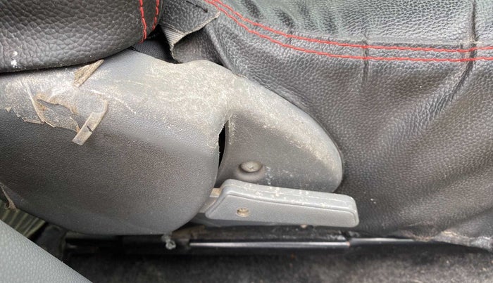 2015 Maruti Alto 800 LXI, Petrol, Manual, 77,312 km, Driver Side Adjustment Panel