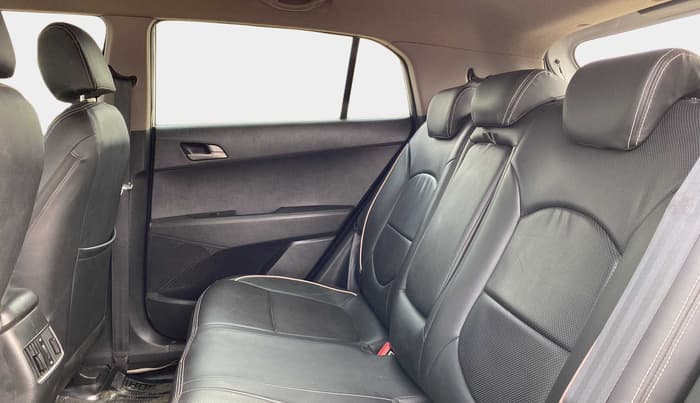 2017 Hyundai Creta SX PLUS AT 1.6 PETROL, Petrol, Automatic, 43,394 km, Right Side Rear Door Cabin