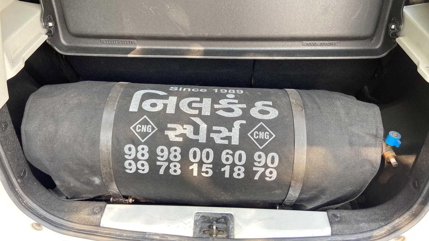 2019 Maruti New Wagon-R VXI 1.0, CNG, Manual, 27,184 km, Boot Inside