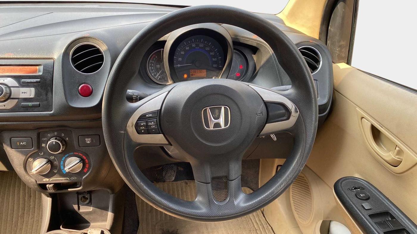 2015 Honda Brio S MT, Petrol, Manual, 38,856 km, Steering Wheel Close Up