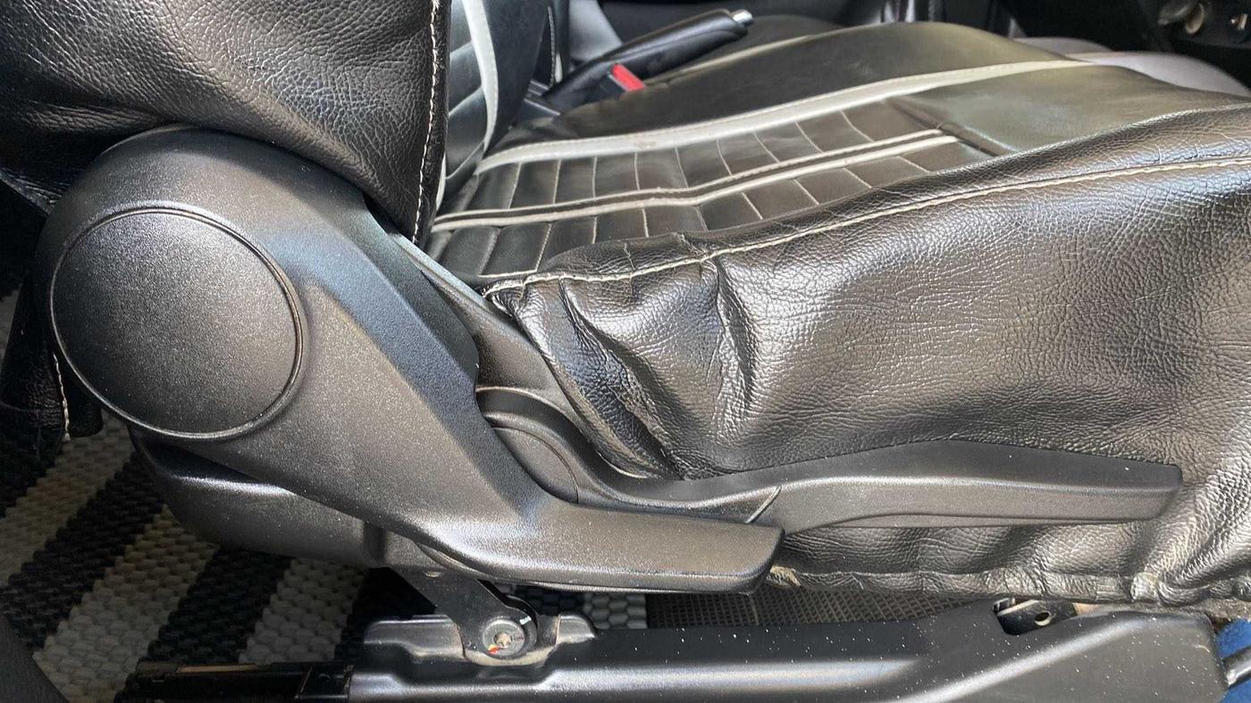 2019 Maruti Baleno ZETA PETROL 1.2, Petrol, Manual, 66,329 km, Driver Side Adjustment Panel