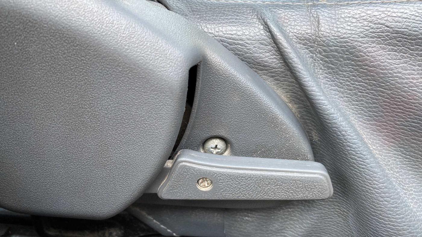 2015 Maruti Alto 800 LXI, Petrol, Manual, 64,465 km, Driver Side Adjustment Panel