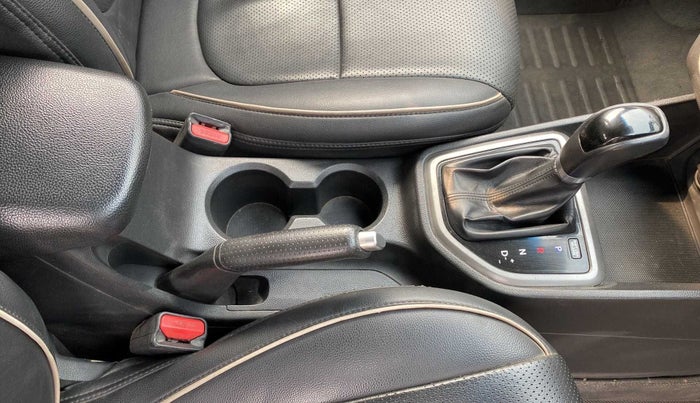 2016 Hyundai Creta SX PLUS AT 1.6 PETROL, Petrol, Automatic, 80,000 km, Gear Lever