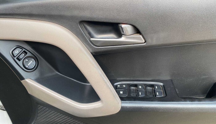 2016 Hyundai Creta SX PLUS AT 1.6 PETROL, Petrol, Automatic, 80,000 km, Driver Side Door Panels Control